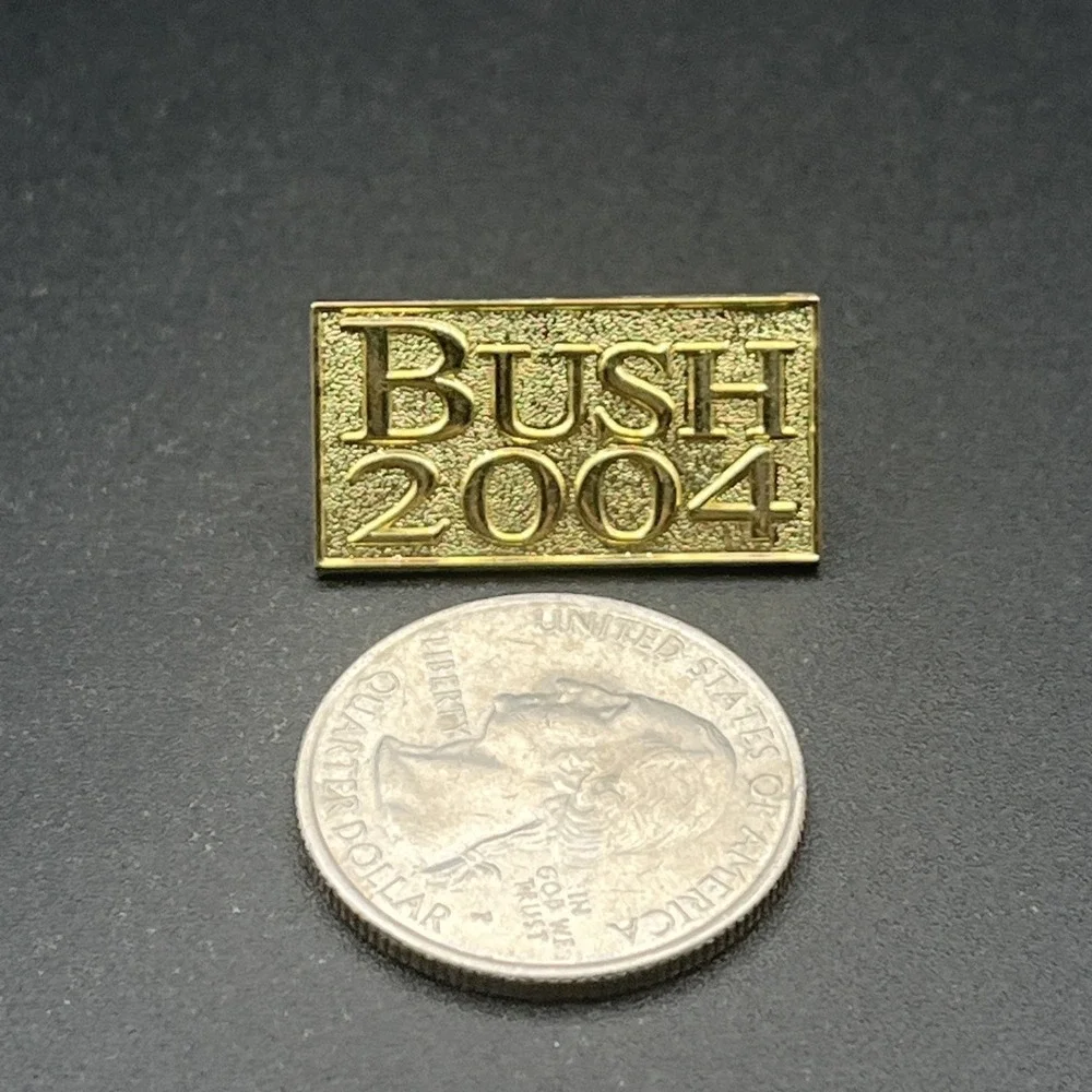 George Bush Presidential Election 2004 Gold Tone Lapel Hat‎ Pin